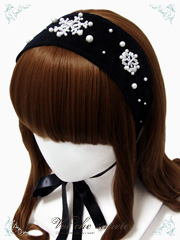 深窓に積もる雪ヘッドドレス